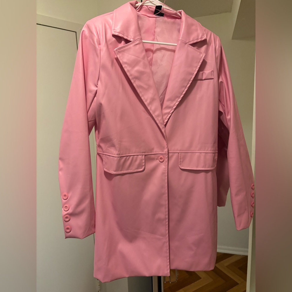 Barbie Pink Blazer | M | worn once
